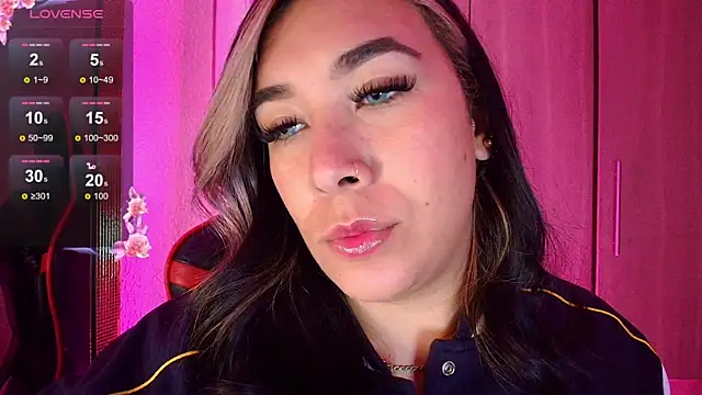 Snapshot of leahtemptation3 chatting on 06/29/26, 07:26 leahtemptation3 online show from 06/29/26, 07:26