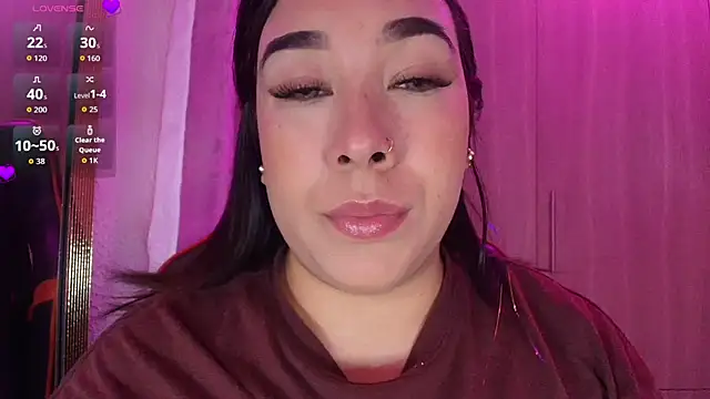 leahtemptation3 online show from 11/11/25, 10:10