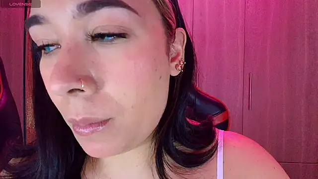 leahtemptation3 online show from 02/11/26, 11:04