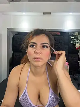 Arianna Jones1 online show from 04/24/26, 12:12