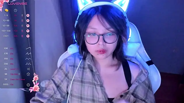 maydaykimmy online show from 12/19/25, 09:50