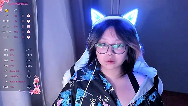 maydaykimmy online show from 10/27/25, 10:11