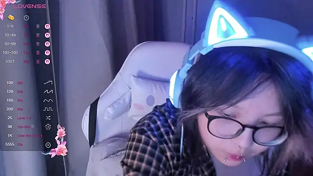 maydaykimmy online show from 11/03/25, 09:07