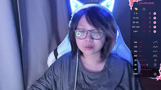 maydaykimmy online show from 10/19/25, 09:17