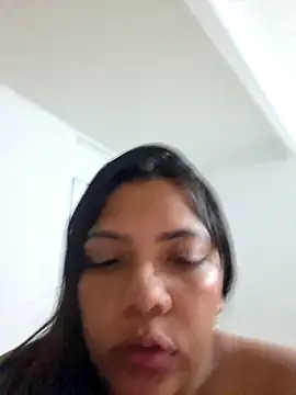 CanelitaPasion online show from 10/31/25, 11:11