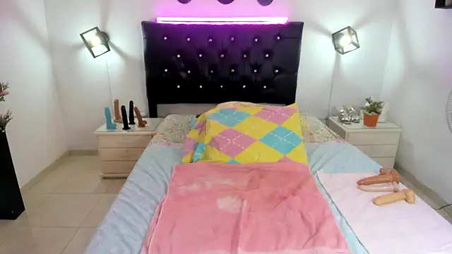 sophiahunt286 online show from 03/16/26, 08:33