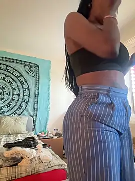 SUUKAM online show from 09/10/25, 11:20