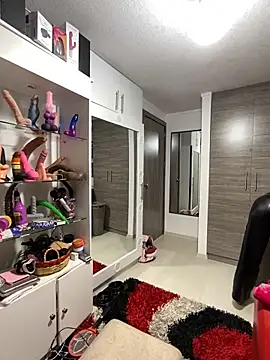 SUUKAM online show from 10/11/25, 02:07