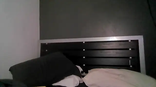 Snapshot of goddessdaisysky chatting on 07/07/26, 03:42 goddessdaisysky online show from 07/07/26, 03:42