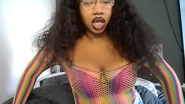 Snapshot of goddessdaisysky chatting on 06/14/26, 05:25 goddessdaisysky online show from 06/14/26, 05:25