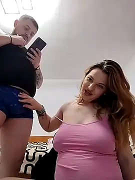 Aryana1414 online show from 11/04/25, 08:01