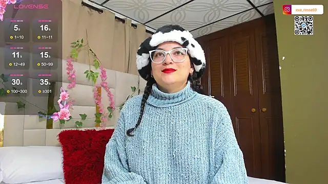 Snapshot of eva_rosse69 chatting on 10/10/25, 12:06 eva rosse69 online show from 10/10/25, 12:06