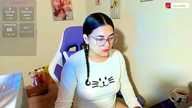 Snapshot of eva_rosse69 chatting on 11/07/25, 11:59 eva rosse69 online show from 11/07/25, 11:59