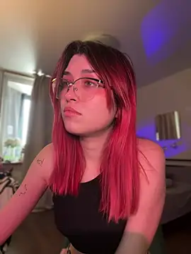 Evangeline Lawrence  online show from 02/27/25, 10:11