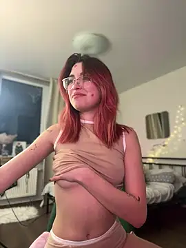 Evangeline Lawrence  online show from 02/07/25, 07:27