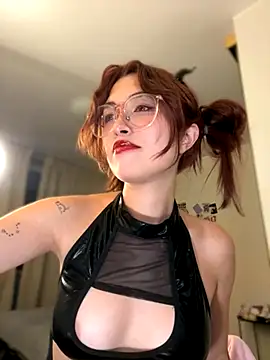 Evangeline Lawrence  online show from 10/08/25, 07:25