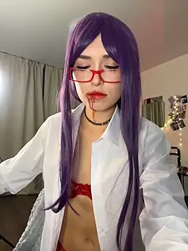 Evangeline Lawrence  online show from 10/31/25, 05:09