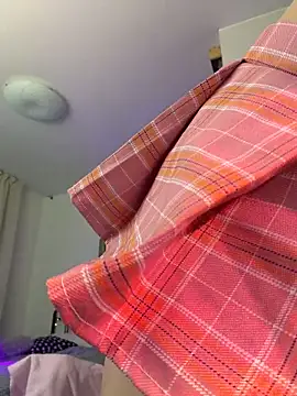 Evangeline Lawrence  online show from 02/11/26, 07:03