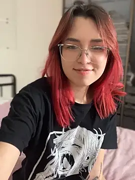 Evangeline Lawrence  online show from 02/17/25, 05:01