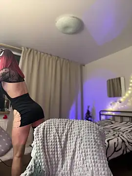 Evangeline Lawrence  online show from 01/22/25, 06:10