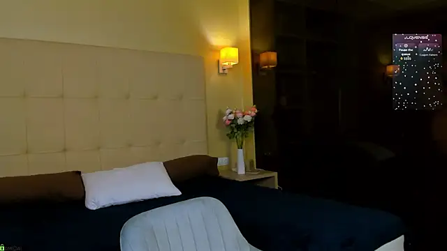 Sweett Monica online show from 04/01/26, 01:19