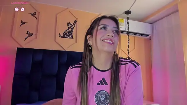 Atenea cute21 online show from 02/28/25, 07:15