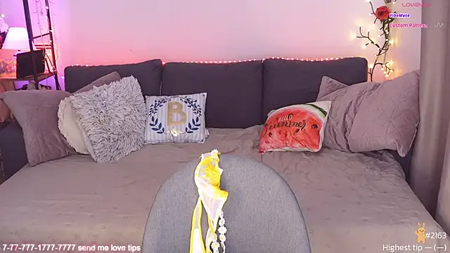 Carrolyna online show from 04/10/26, 03:52