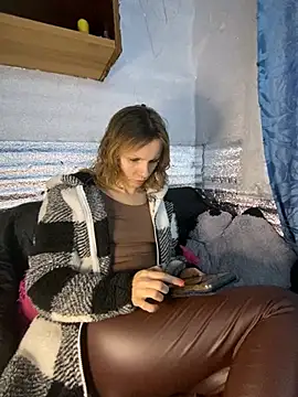 Snapshot of Anita-Smith chatting on 02/14/26, 10:04 Anita-Smith online show from 02/14/26, 10:04