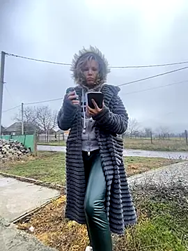 Anita-Smith online show from 11/22/25, 08:46