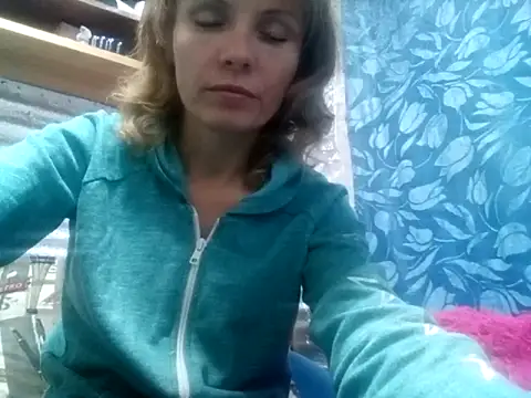 Snapshot of Anita-Smith chatting on 10/09/25, 10:49 Anita-Smith online show from 10/09/25, 10:49