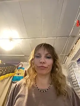 Snapshot of Anita-Smith chatting on 02/20/25, 08:28 Anita-Smith online show from 02/20/25, 08:28