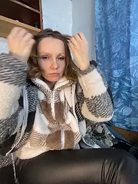 Snapshot of Anita-Smith chatting on 02/21/26, 12:40 Anita-Smith online show from 02/21/26, 12:40