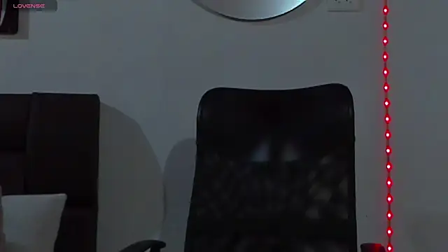 MikeRoss7777 online show from 10/05/25, 07:04