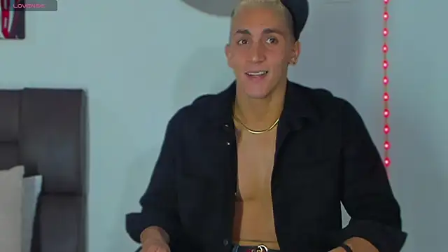 MikeRoss7777 online show from 02/23/25, 03:13