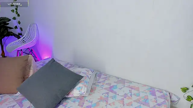 andrea osorio  online show from 02/10/26, 11:42