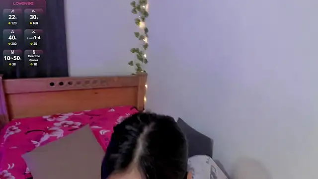 andrea osorio  online show from 03/09/26, 11:36