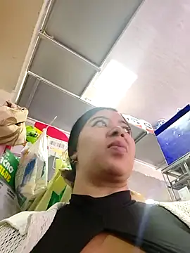 Ariana-pp03 online show from 10/22/25, 07:35