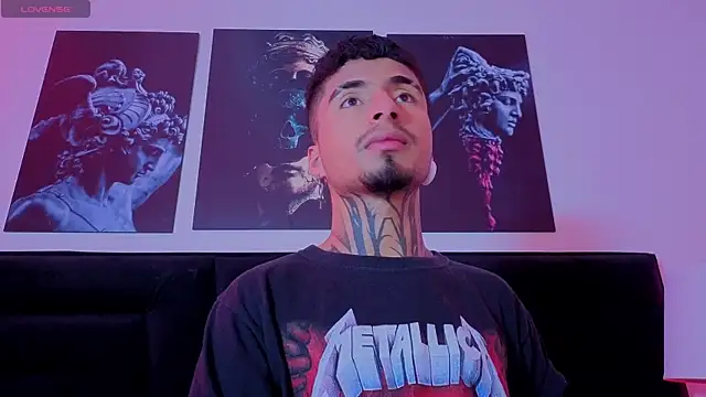 JuanCamiilo 66 online show from 02/12/26, 01:49