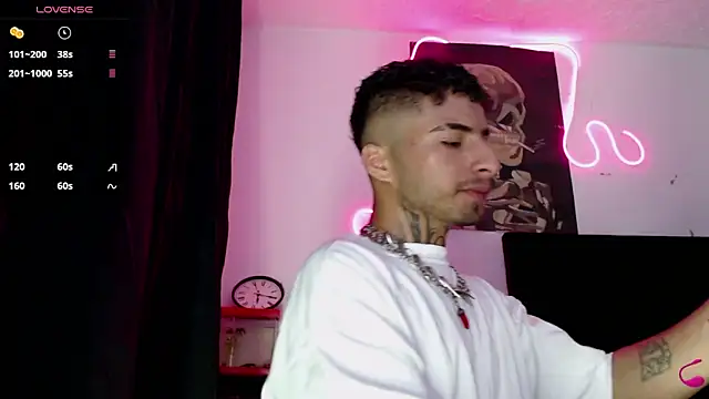 JuanCamiilo 66 online show from 09/23/25, 03:02