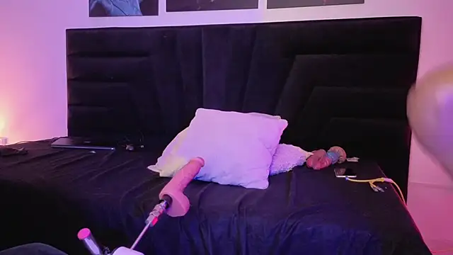 JuanCamiilo 66 online show from 04/18/26, 04:26