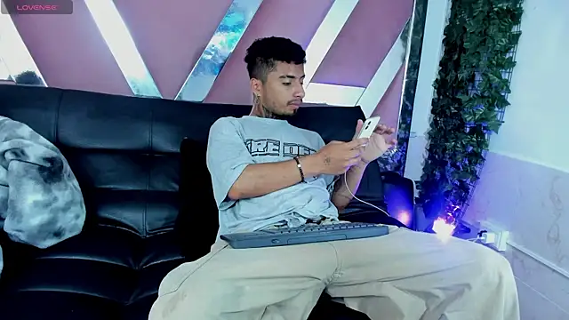 JuanCamiilo 66 online show from 02/16/26, 02:05