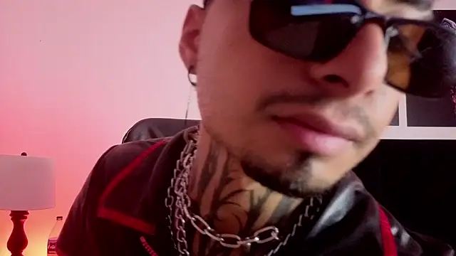 JuanCamiilo 66 online show from 04/23/26, 02:51