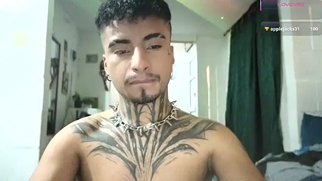 JuanCamiilo 66 online show from 05/23/26, 02:10