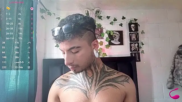 JuanCamiilo 66 online show from 05/27/26, 04:25