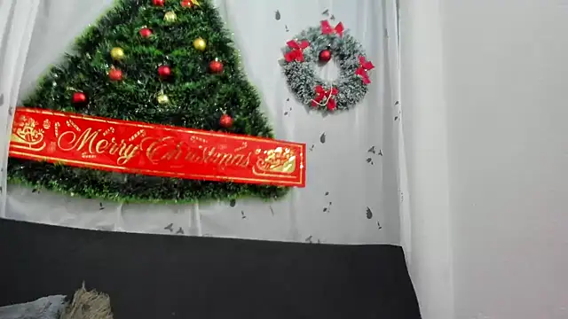 alejandracooper  online show from 12/25/24, 06:09