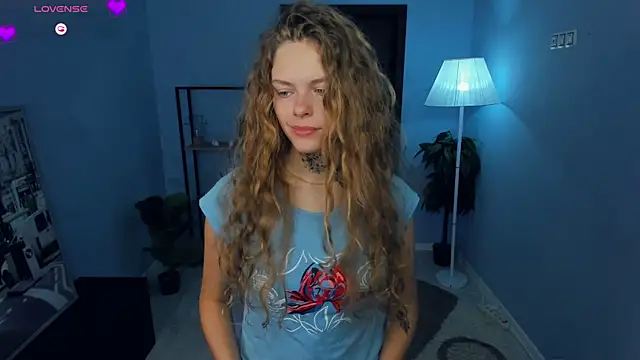 RayaNenlia online show from 10/12/25, 05:09