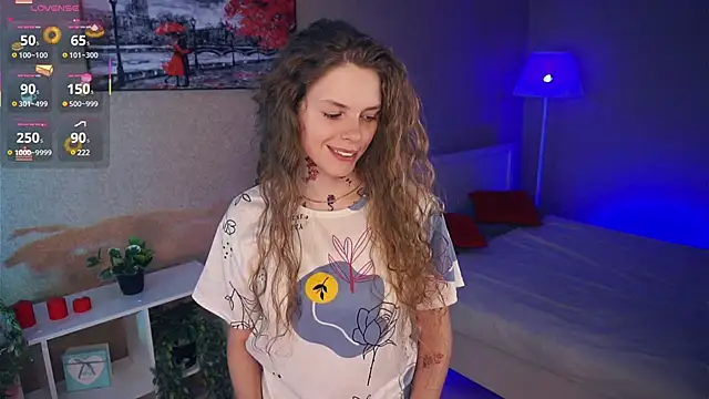 RayaNenlia online show from 03/10/25, 11:23