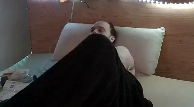 caressonnous online show from 02/25/25, 05:40