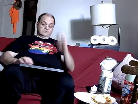 caressonnous online show from 11/08/25, 01:14