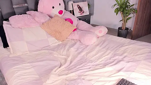 AfroditaRoy online show from 03/08/26, 02:04